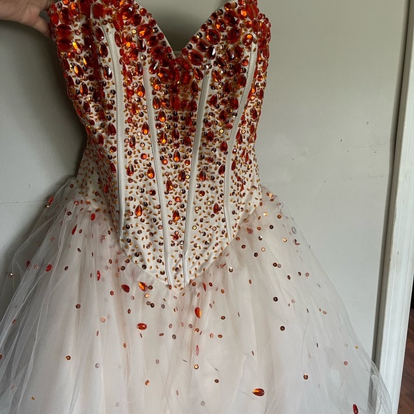 Mori Lee Prom Dress (Great Condition) - Picture 14 of 14